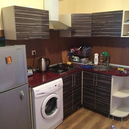 Rustaveli Apartment バトゥーミ エクステリア 写真