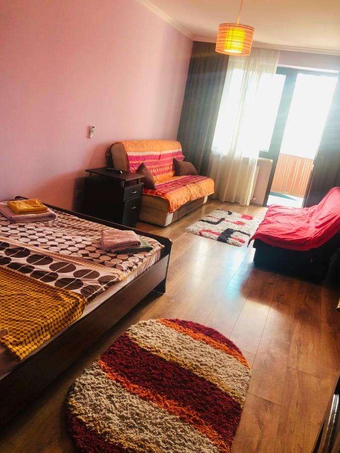 Rustaveli Apartment バトゥーミ エクステリア 写真